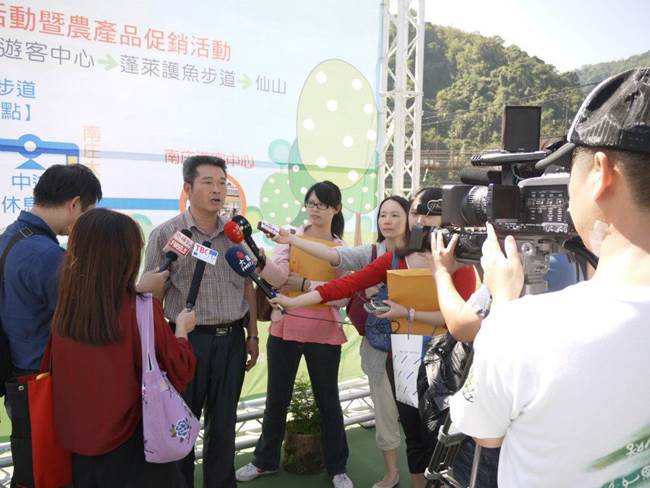 2012  農會總幹事與媒體推廣南庄山水節